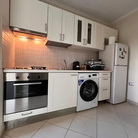 Peaceful, Cozy In A Neighborhood Appartement *
